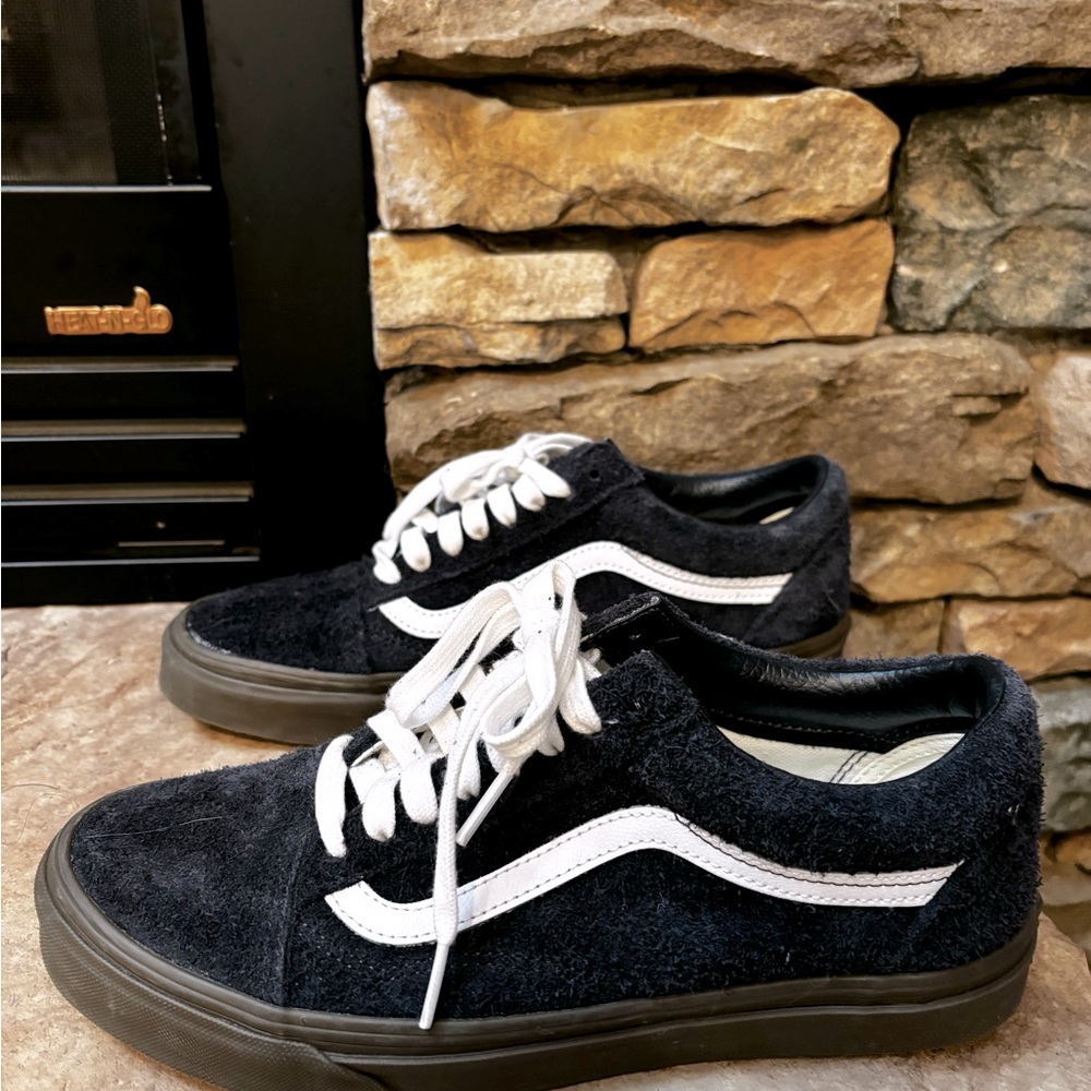 Vans Old Skool Suede Sneakers women 9.5/ men 8.0